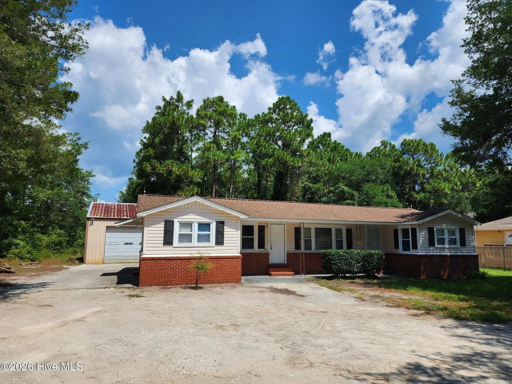 9266 Beach Drive Sw, Calabash