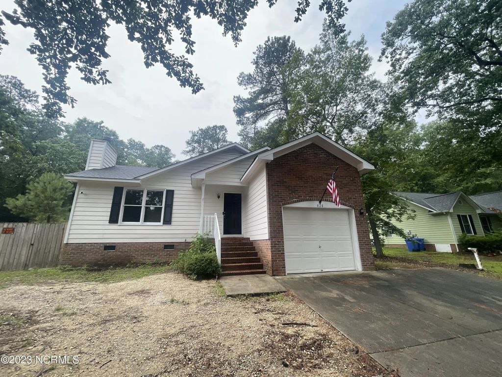 424 Randolph Avenue, Fayetteville