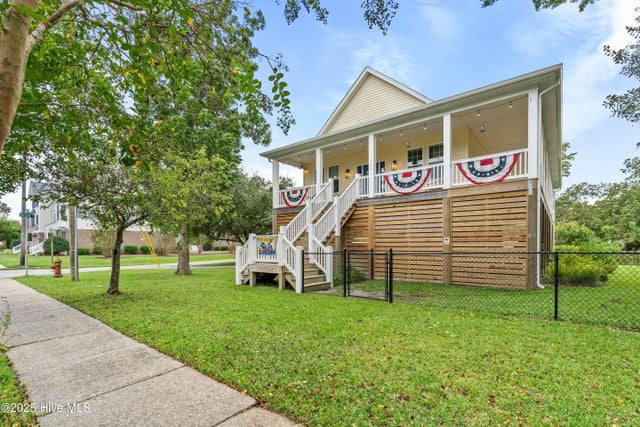 497 Church Street, Oriental