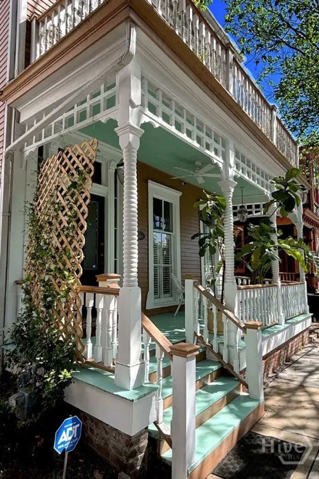 1116 Barnard Street, Savannah