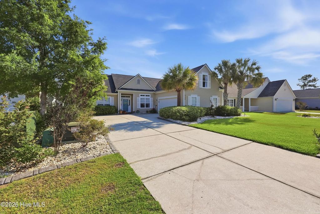 694 Meadowbrook Lane Nw, Calabash