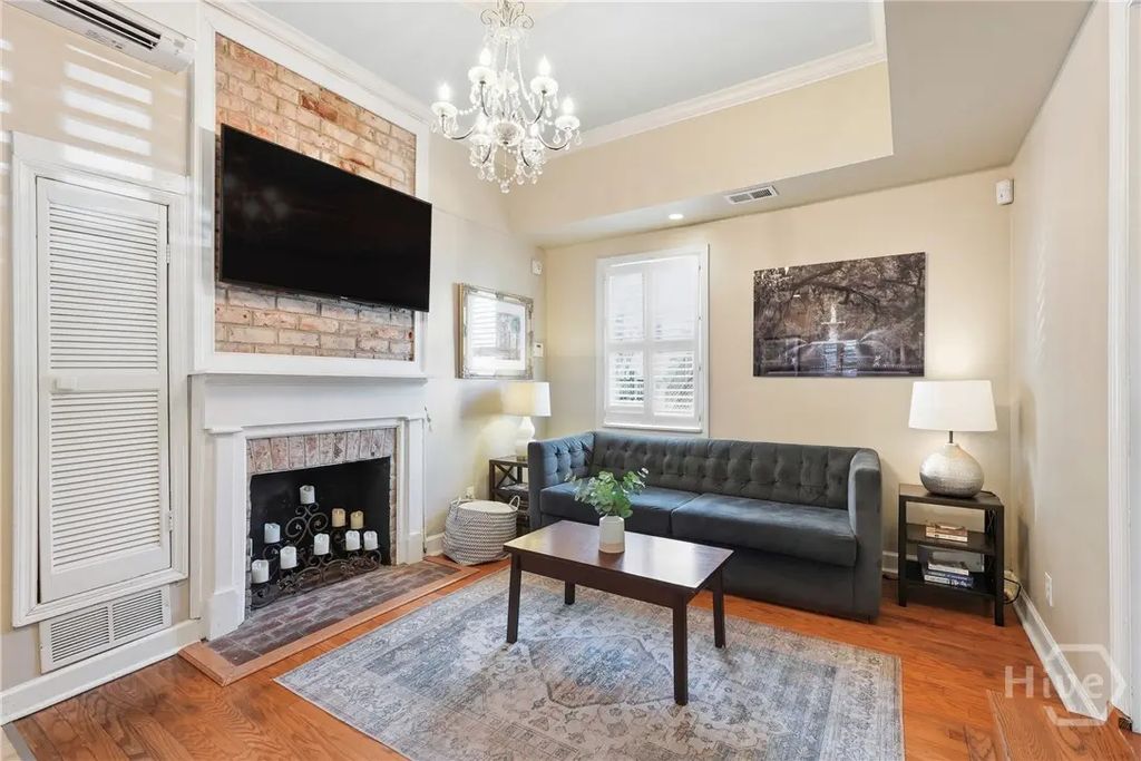 109 E Park Avenue, Savannah