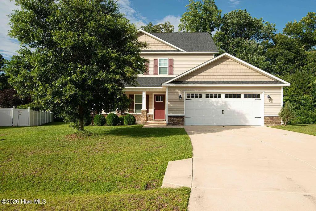 305 Ridge Land Court, Maysville