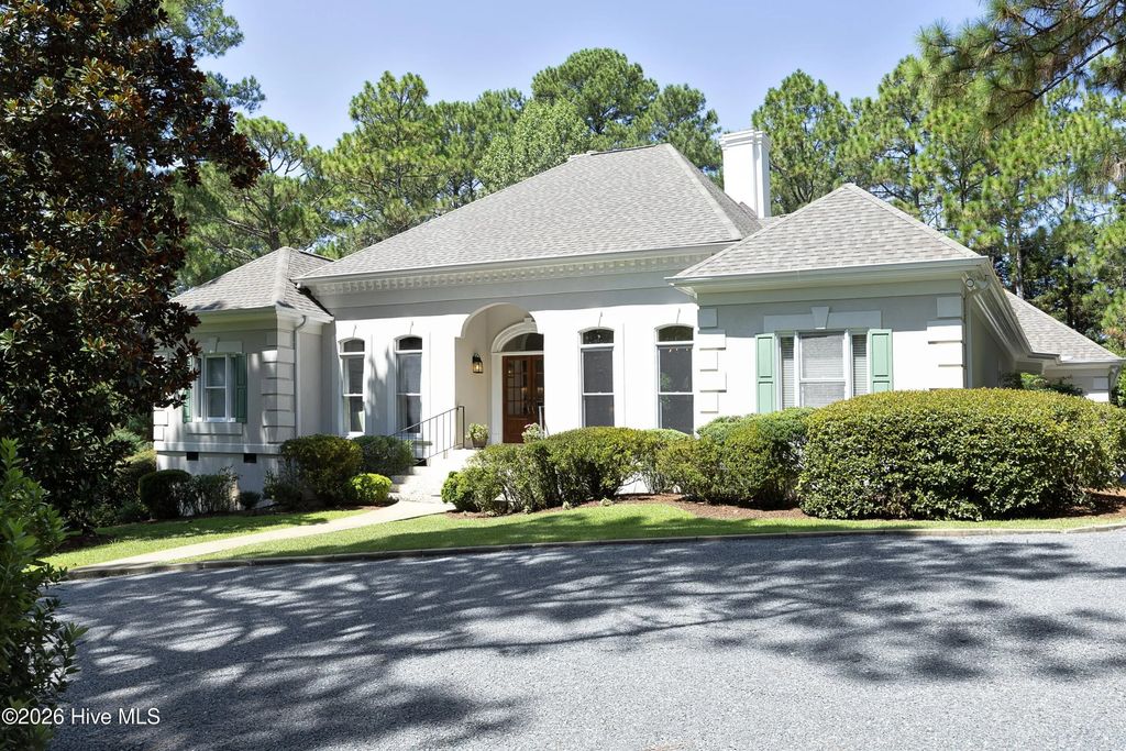 150 Quail Hollow Drive, Pinehurst