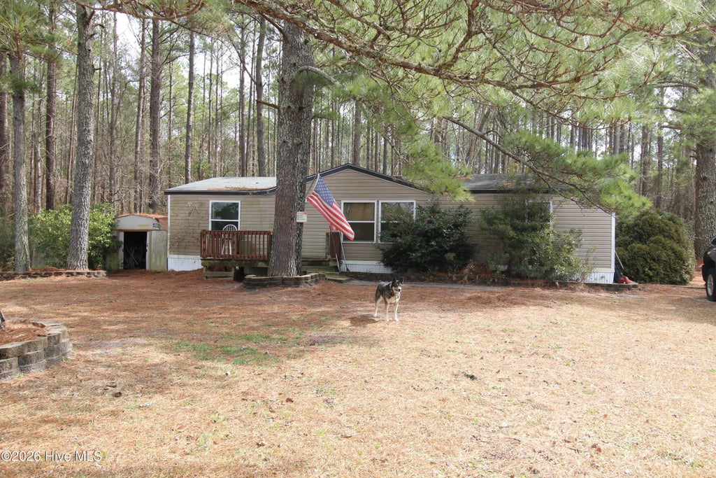 548 Old Church Road, Swansboro