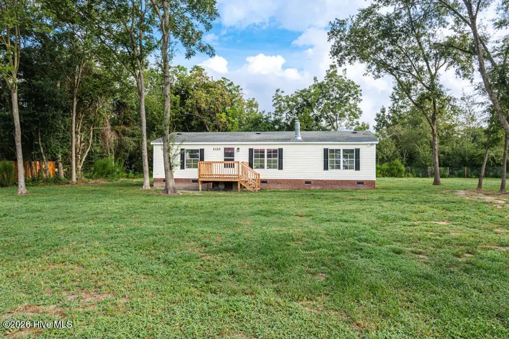 1120 Zion Hill Church Road, Bladenboro