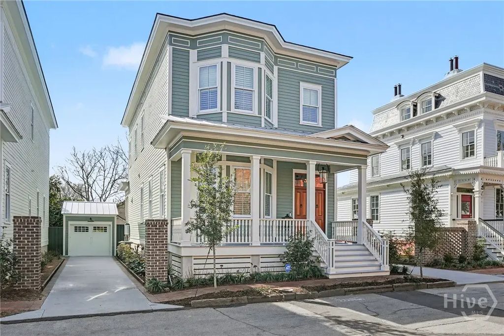 505 E Huntingdon Street, Savannah