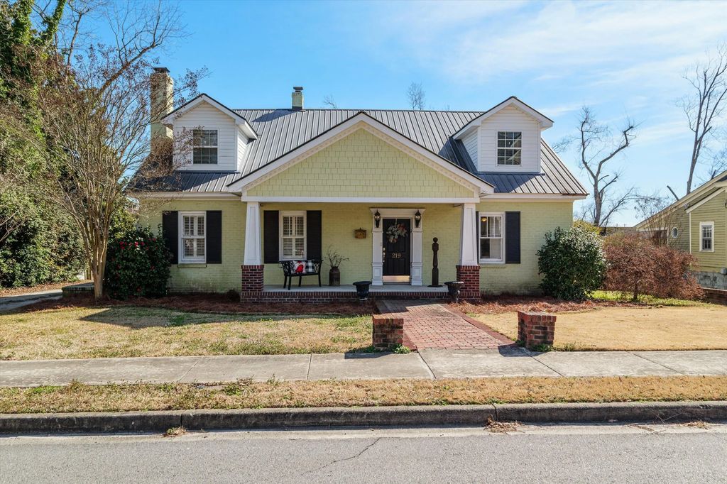 219 White Oak Street, McDuffie