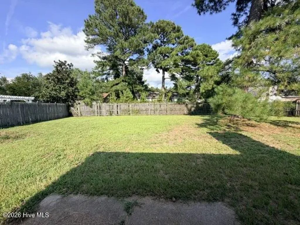 2218 Bridle Trail, Midway Park