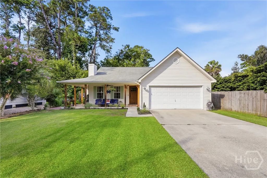 126 Holcomb Street, Savannah