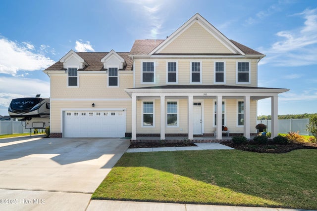 300 Farmstead Loop, Moyock