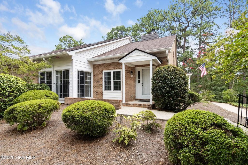 12 Pinehurst Manor Drive D, Pinehurst