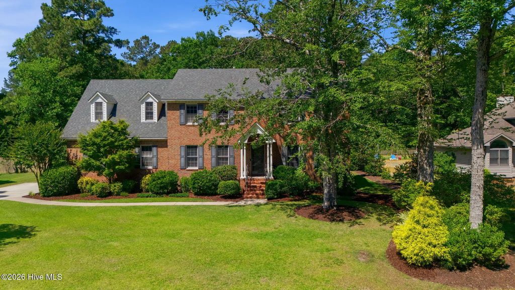 110 Creekview Road, New Bern