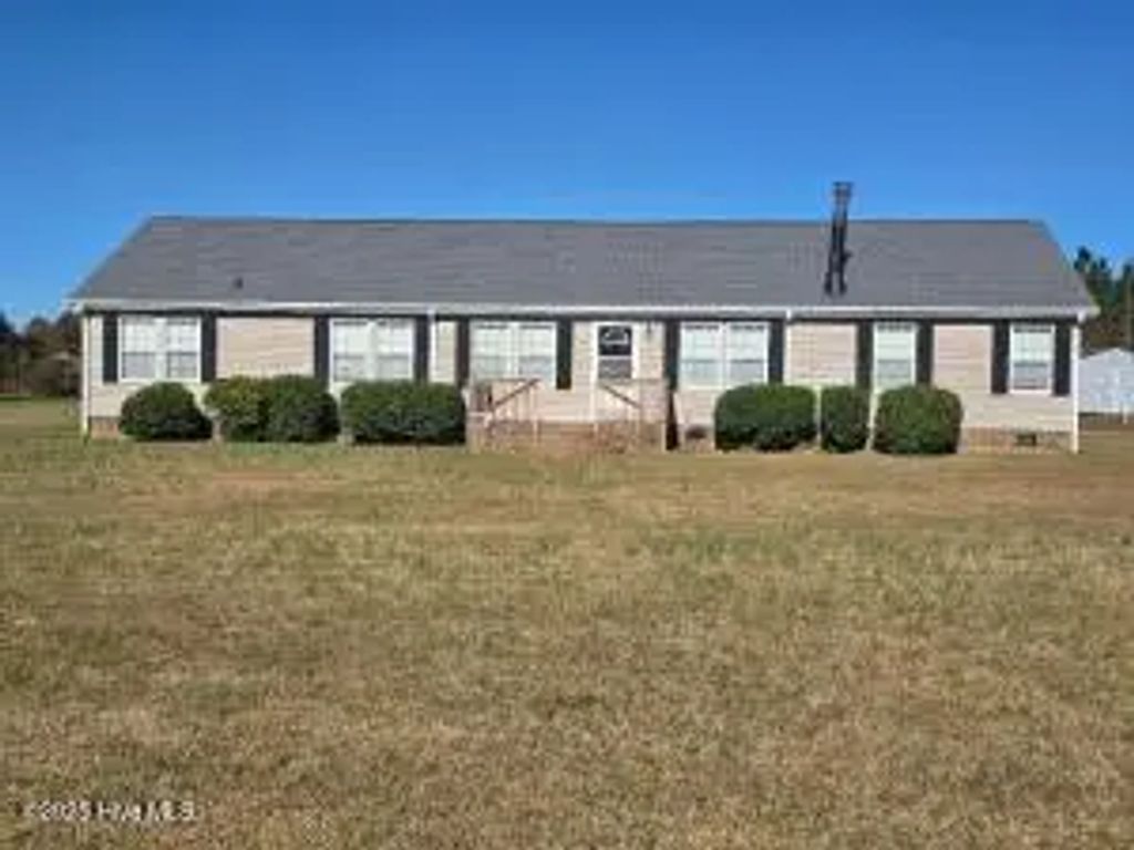 394 Bullard Pit Circle, Autryville