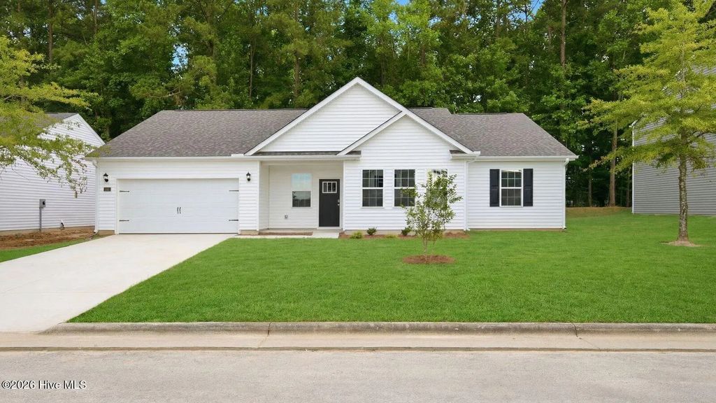242 Lake Tyler Drive, New Bern
