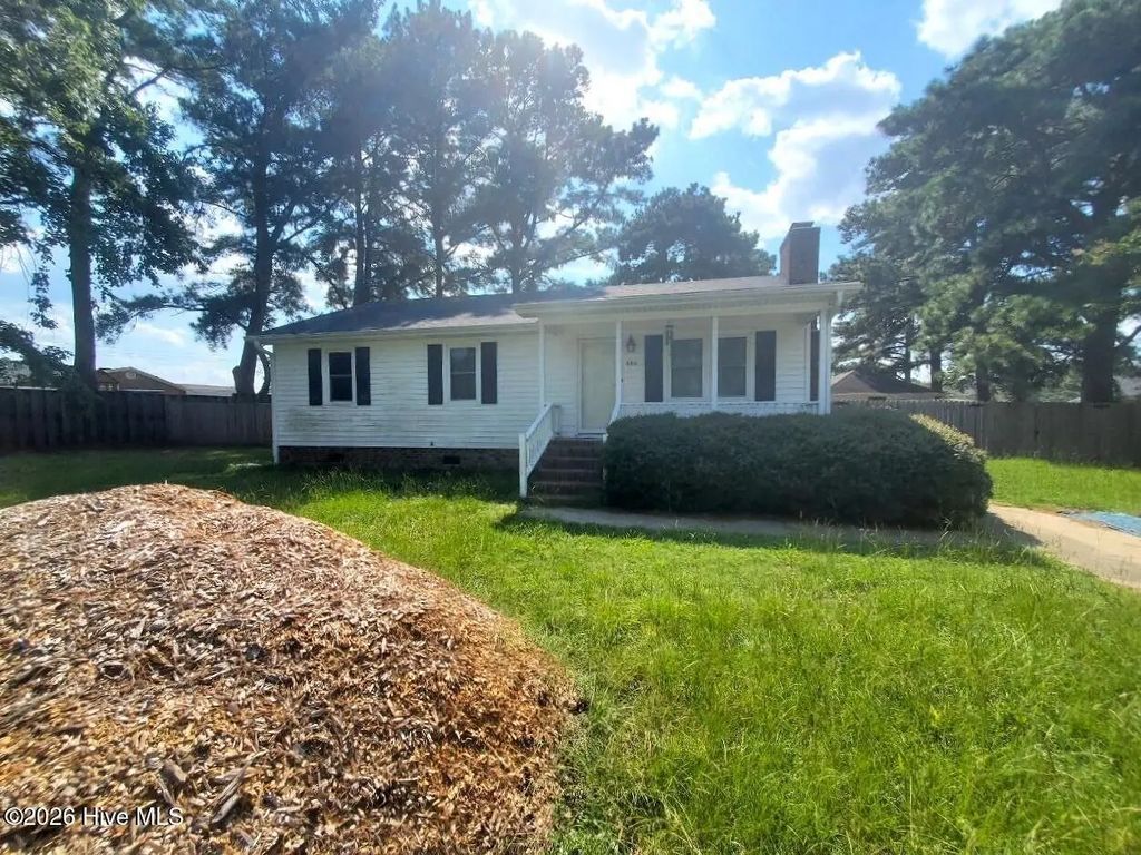 446 Farmingwood Road, Greenville