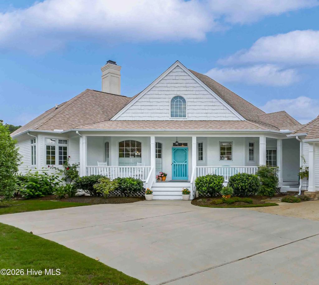 332 Magnolia Circle, Southern Pines