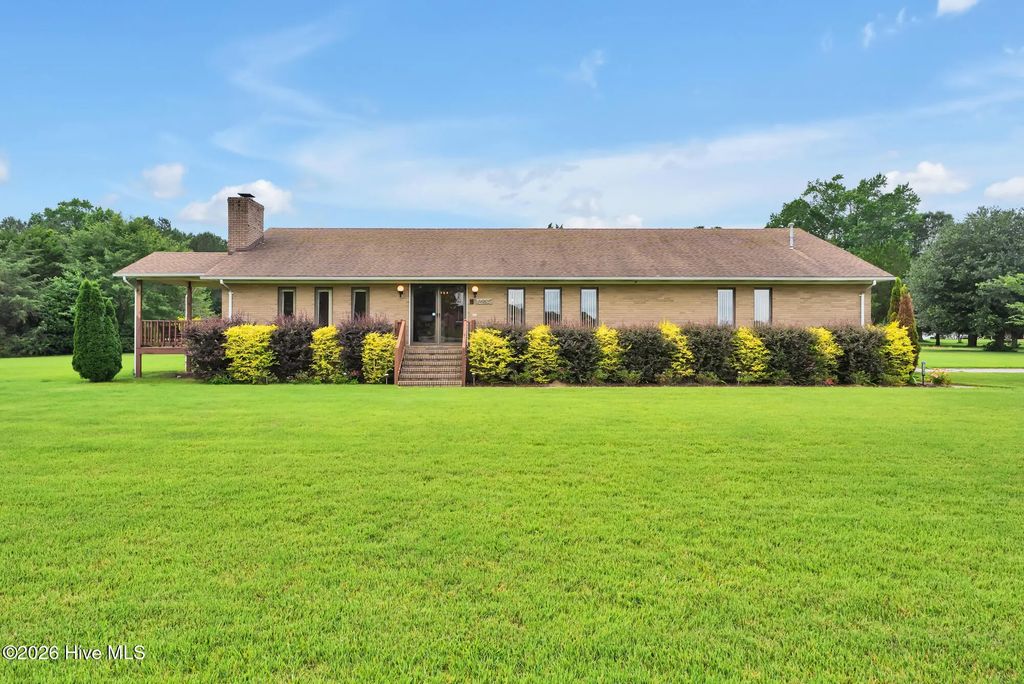 12285 Us Highway 421, Burgaw