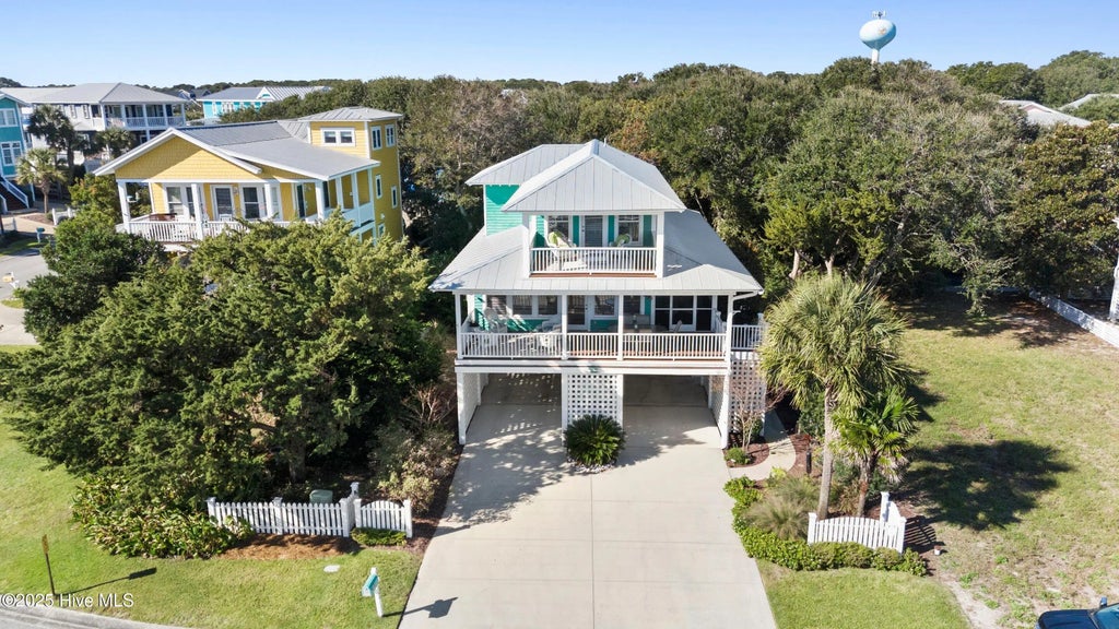 160 Seawatch Way, Kure Beach