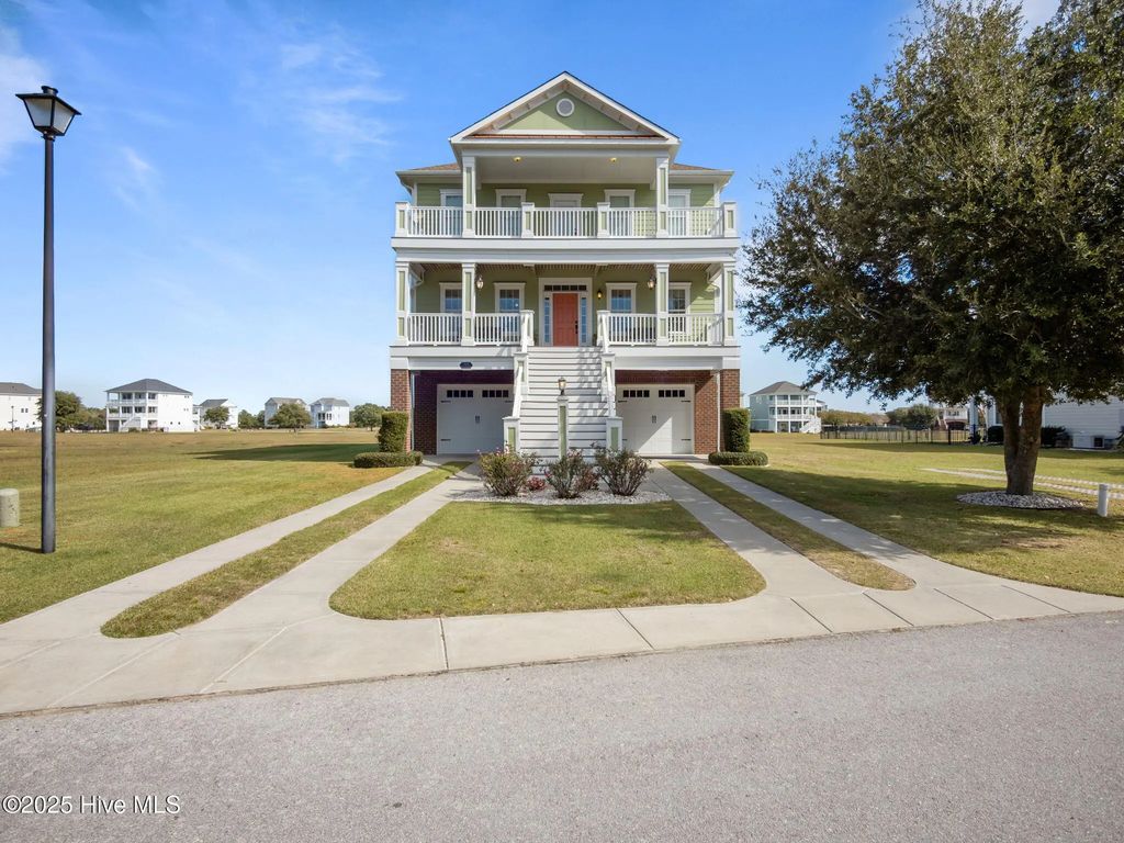 309 Kensington Place 195, Newport