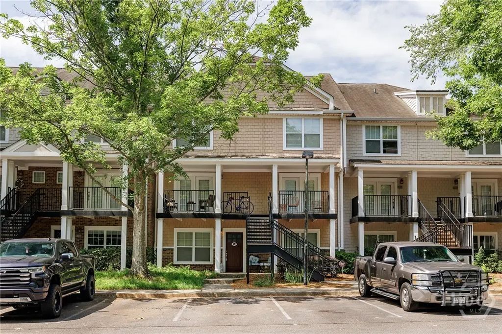1035 Barnett Shoals Road 626, Athens