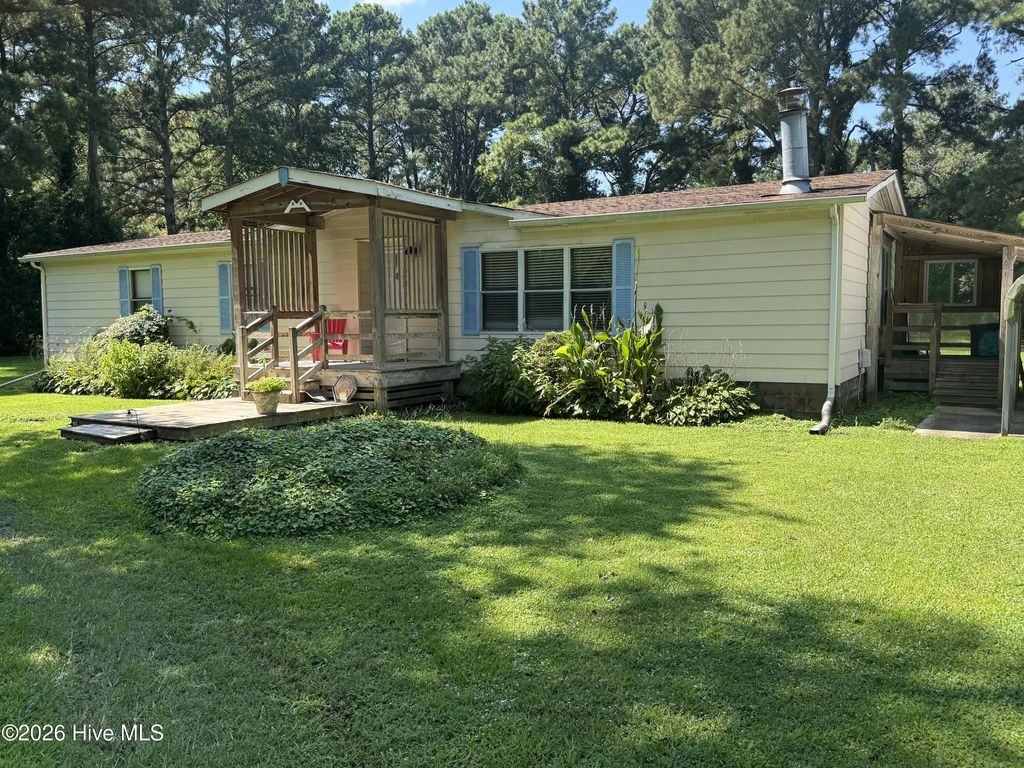 103 Cowboy Trail, Moyock