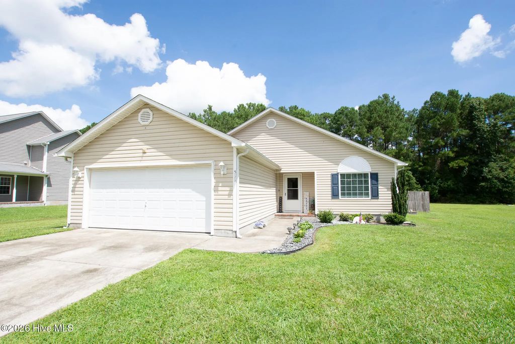 511 Sassy Court, Richlands