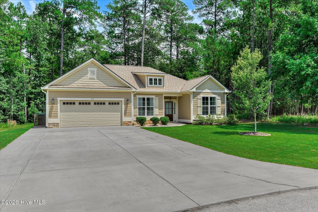 213 Matthews Lane, McCormick