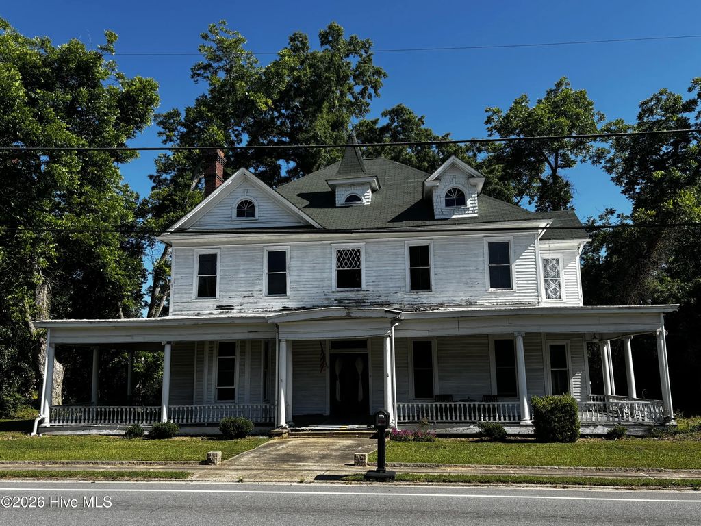 316 Main Street, Warrenton