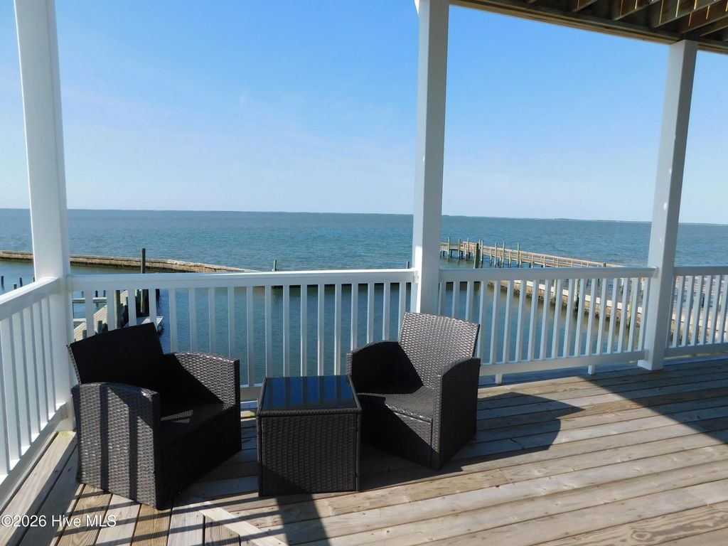 142 S Ferry Dock Road C, Harkers Island