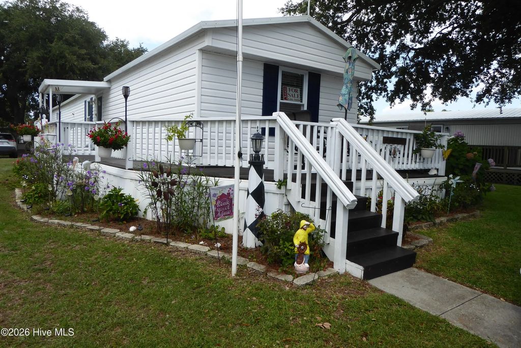 314 Snow Goose Lane, Newport