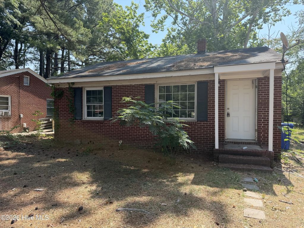 305 Dewey Street Sw, Wilson