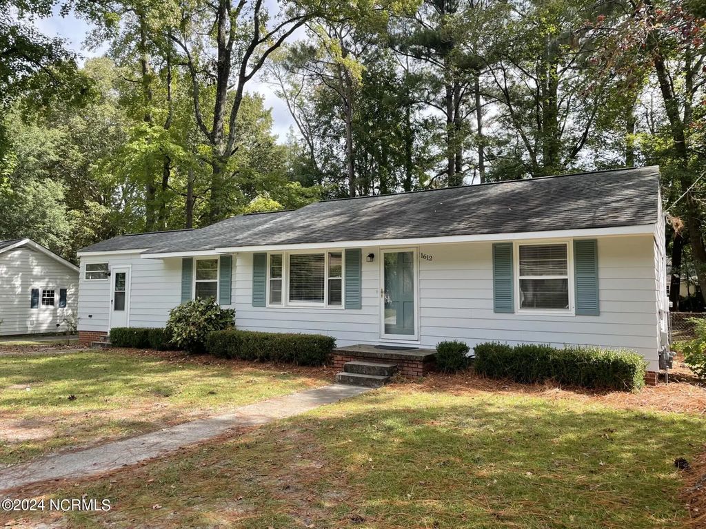 1612 Longwood Drive, Greenville