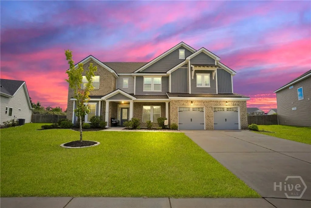 11 Shoefstall Street, 