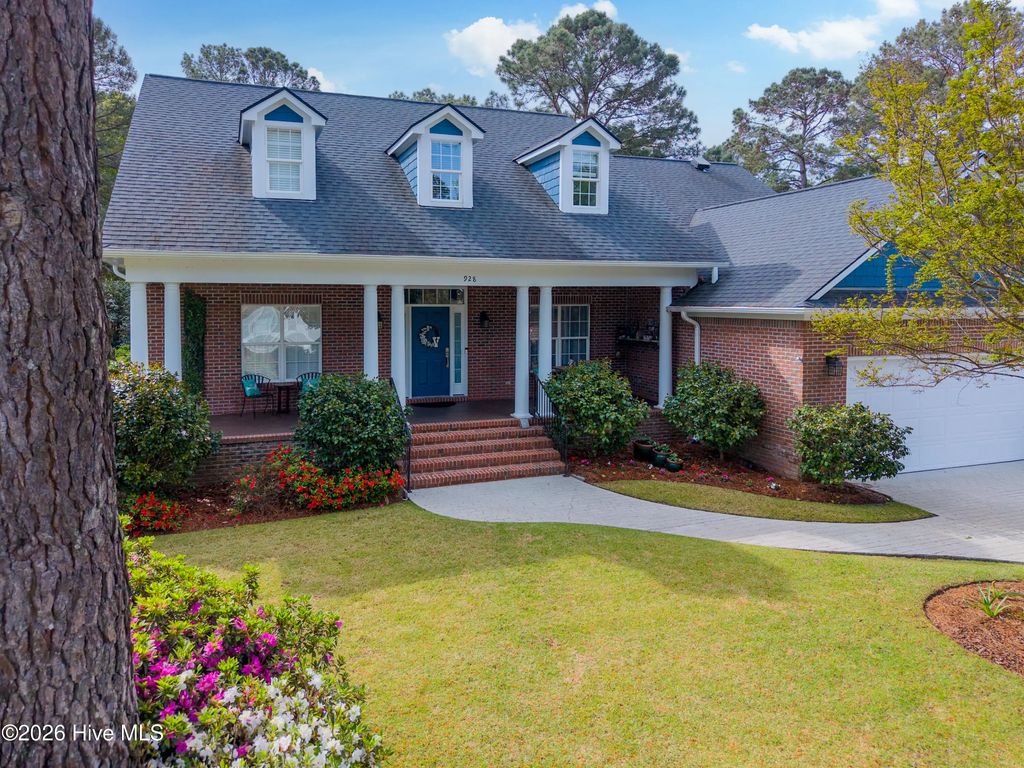 928 Wild Dunes Circle, Wilmington