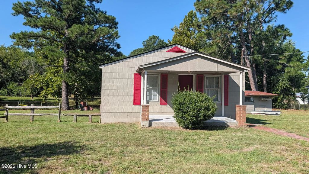 3308 King Charles Road, Fayetteville