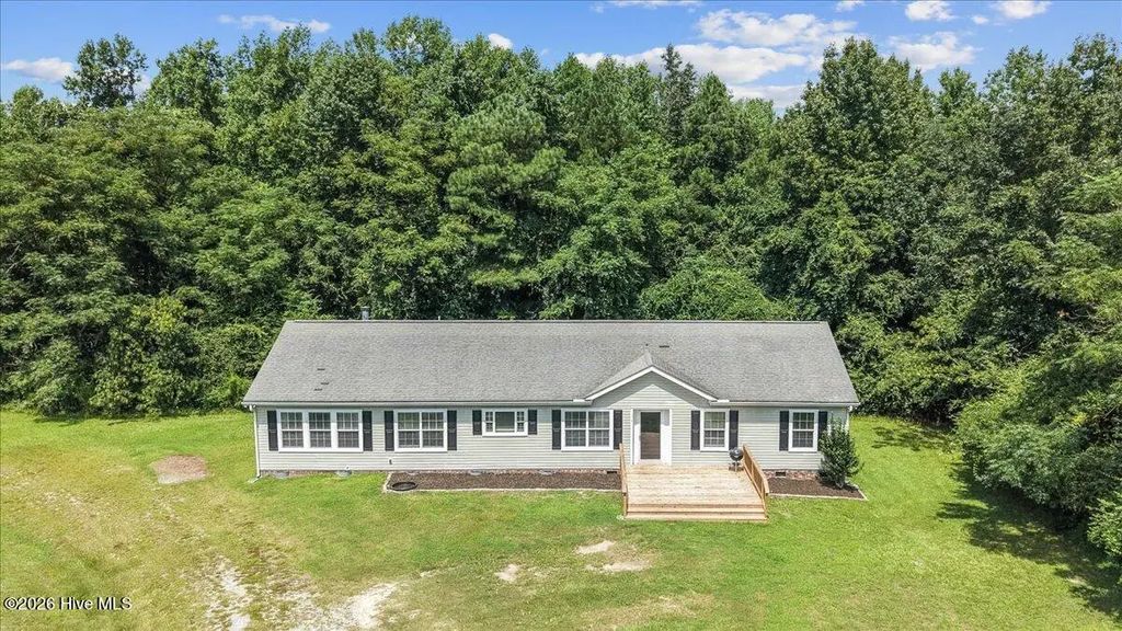 174 Emerson Lane, Smithfield