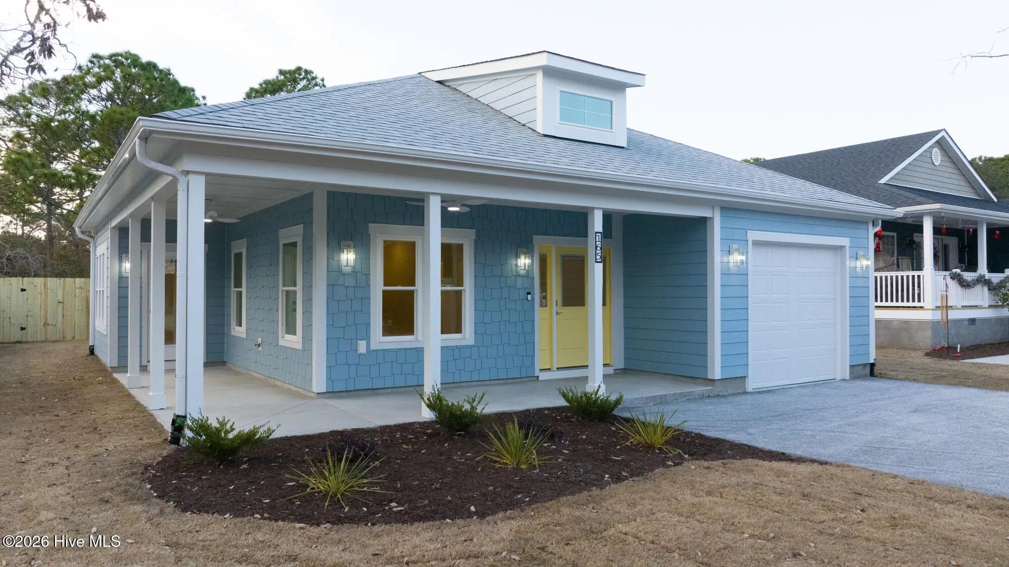 165 Nw 4th Street, Oak Island
