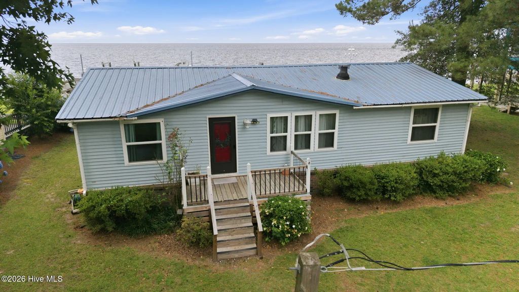 133 Rhodes Haven Drive, Columbia