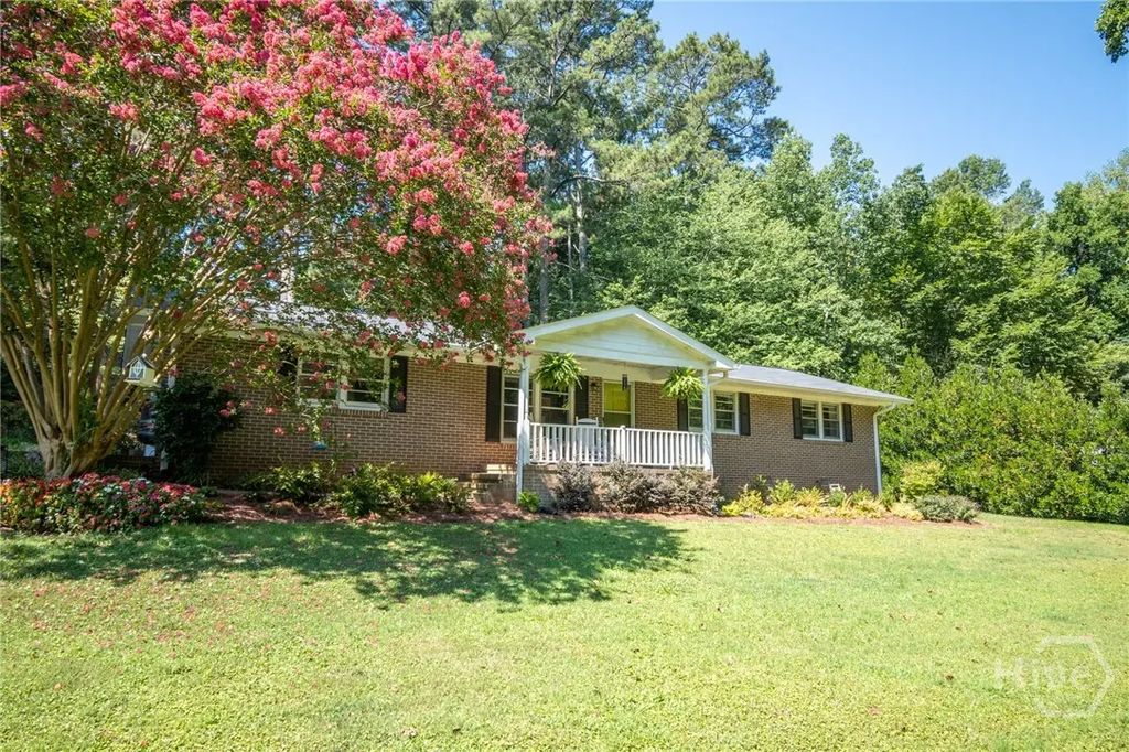 192 Brownwood Drive, Hull