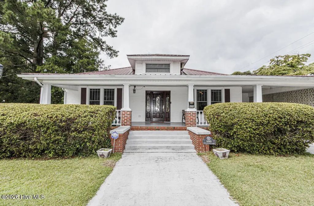 600 S Haughton Street, Williamston