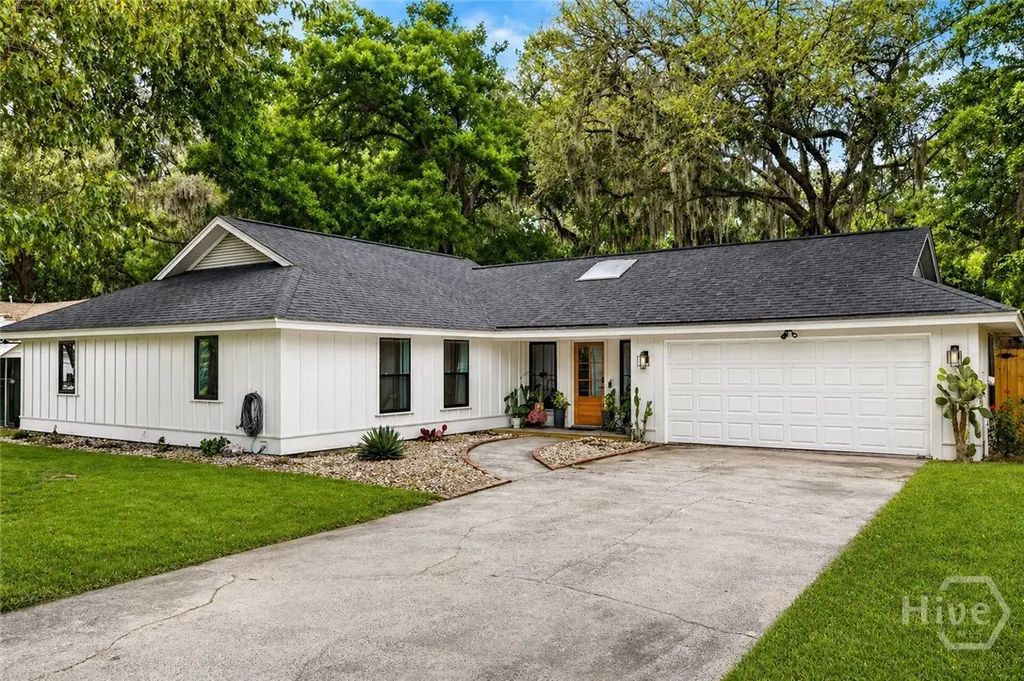 114 Lazy Lagoon Way, Savannah