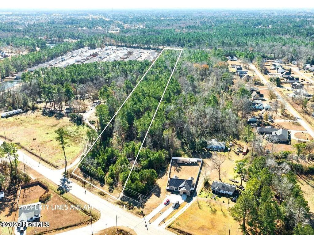 1287 Village Road Ne, Leland