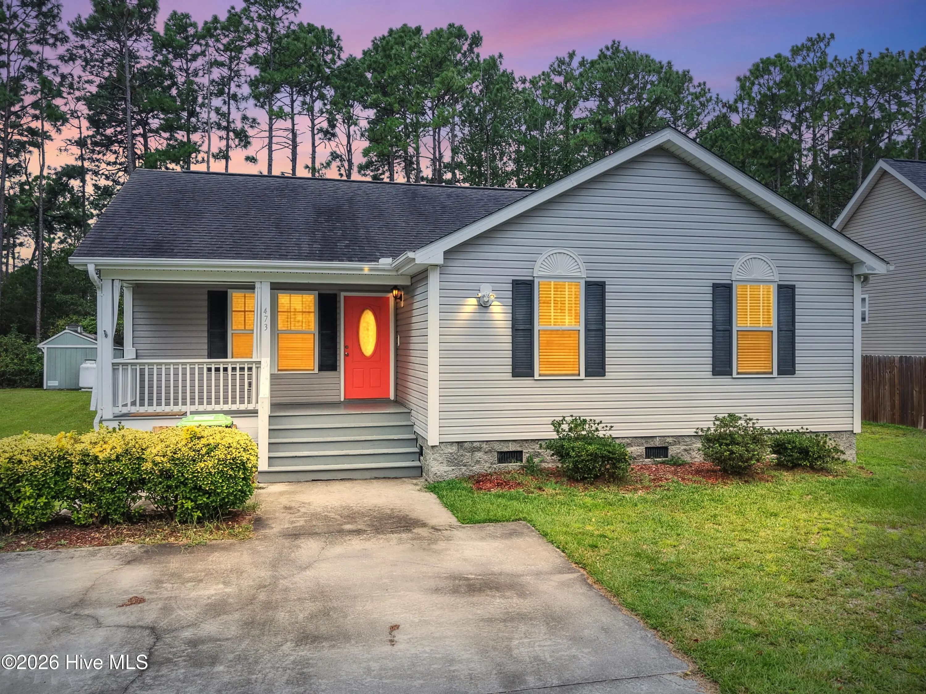 473 Pine Lake Road, Southport
