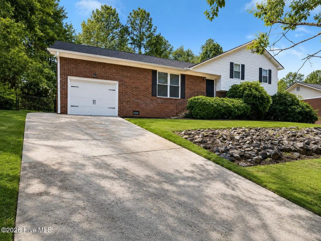 2712 Fair Oak Court, Hephzibah