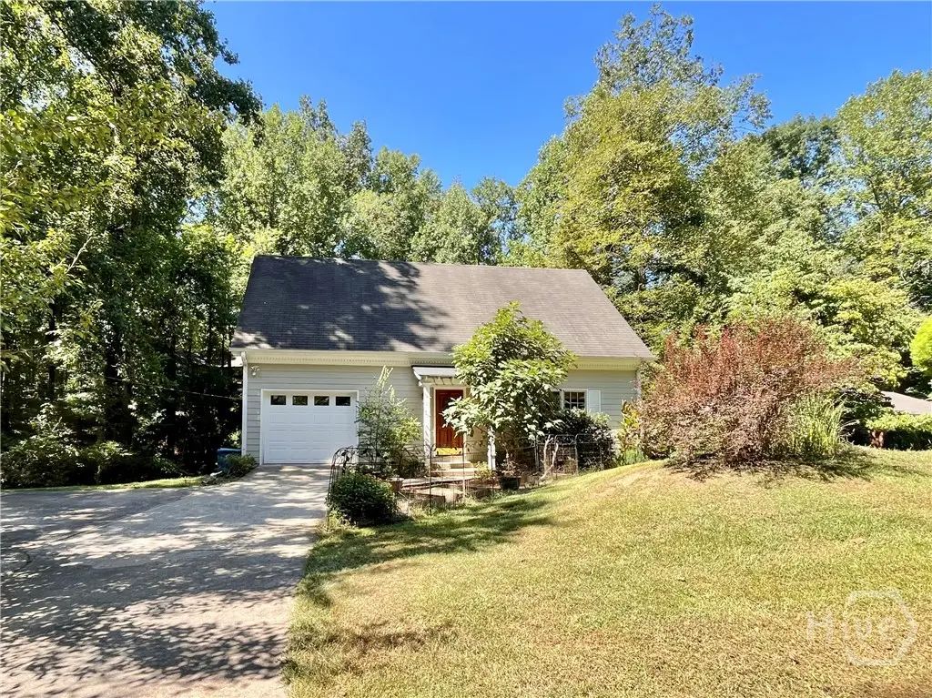 215 Mcduffie Drive, Athens