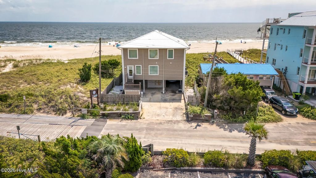 1818 Canal Drive, Carolina Beach
