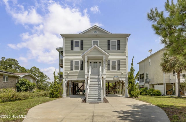 5106 E Yacht Drive, Oak Island