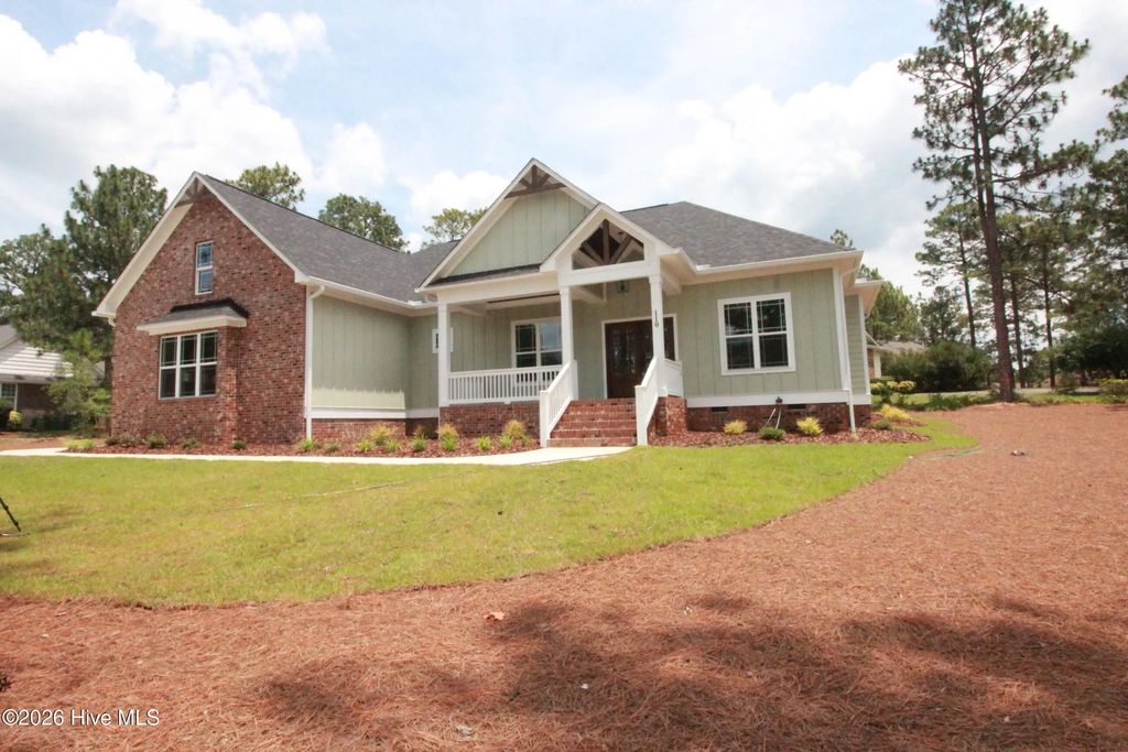 110 Lawrence Overlook, West End