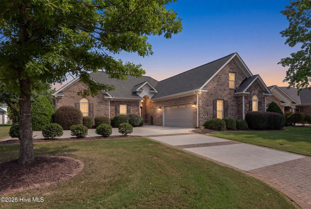 205 Jack Place, Winterville